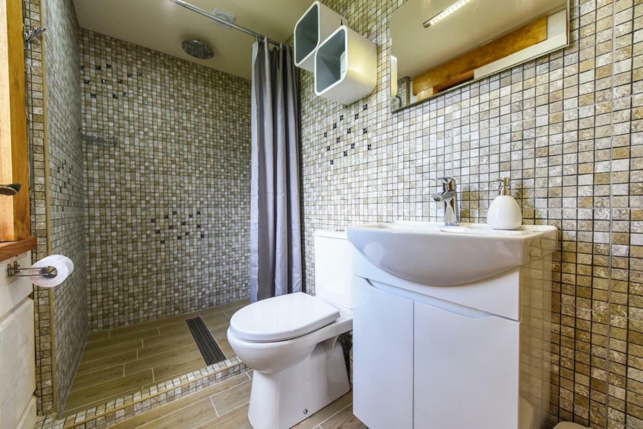 Vip Forest dreams villa Anykščiai Eksteriør bilde